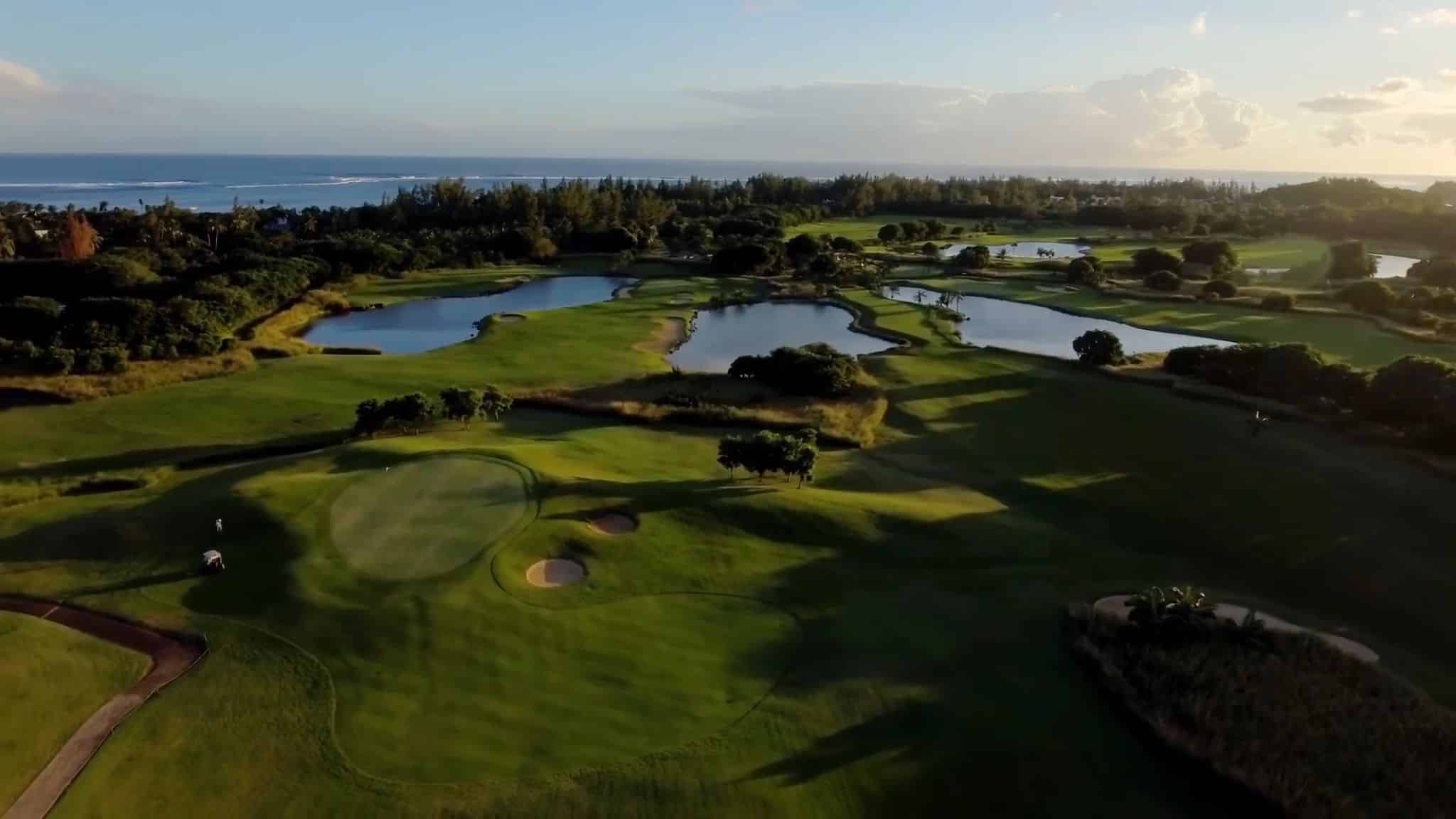 Heritage Golf Club Mauritius eröffnet neuen Links-Golfplatz Golfer 5 Heritage Golf Club Mauritius eröffnet neuen Links-Golfplatz Heritage Golf Resort Mauritius 003 Golfreisen