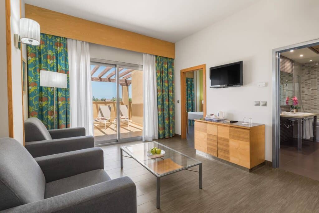 Elba Costa Ballena Beach & Thalasso Resort, Cádiz 17 Suite Golfreisen