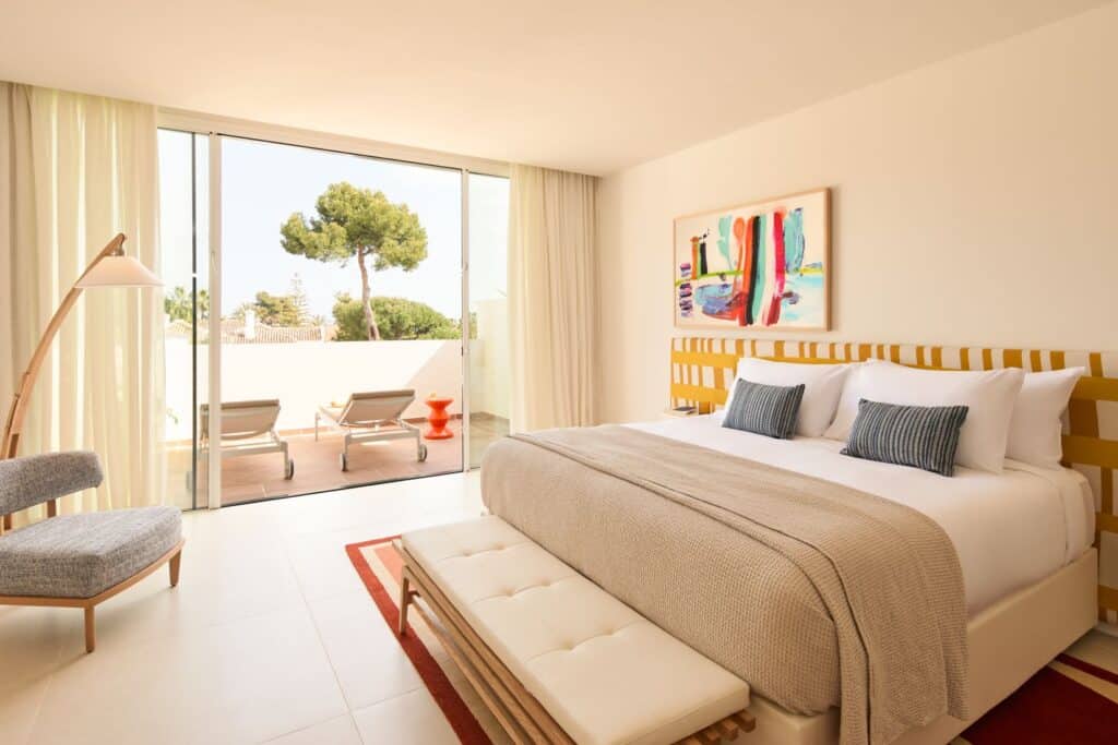 Kimpton Los Monteros Marbella Bedroom3778x2519 Golfreisen