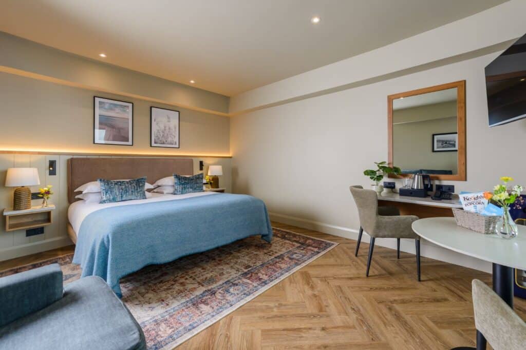 Golf in Kerry: The Ashe Hotel & Manor West Manor West Hotel Superior Bedroom2048x1367 Golfreisen