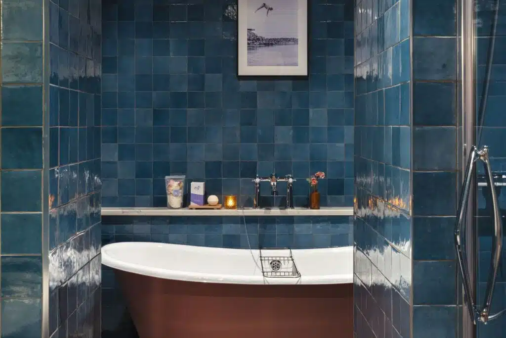 Golf in Kerry: The Ashe Hotel & Manor West Global Golf Reisen Irland 21 Golf in Kerry: The Ashe Hotel & Manor West The Barrow Suite Bathroom The Ashe Hotel4000x2667 Golfreisen