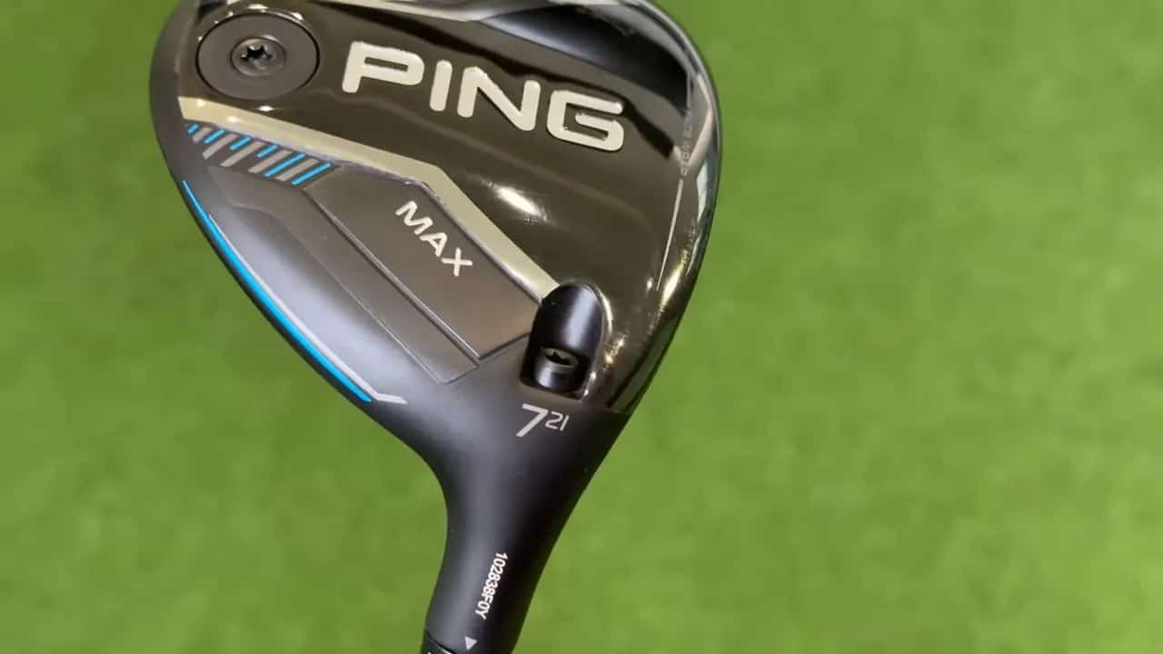 Nahaufnahme eines Ping 7‑Wood Schlägerkopfs