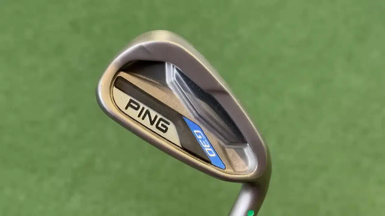 Golf-Ausrüstung für Golfanfänger: Das Set, mit dem ich heute beginnen würde Einsteiger 6 Nahaufnahme eines Ping G30 Eisenkopfs
