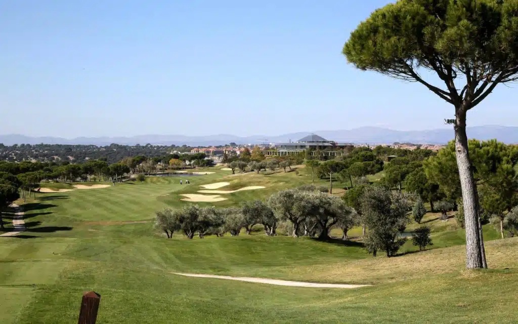 Golf-Kurztrip nach Madrid Golf Kurztripp 3 Golf-Kurztrip nach Madrid: Zwei Plätze, eine Weltstadt, ein Wochenende